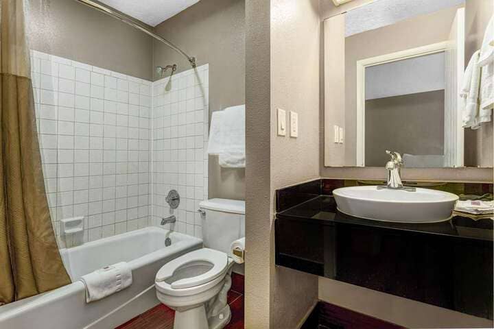 Room 2 of 53